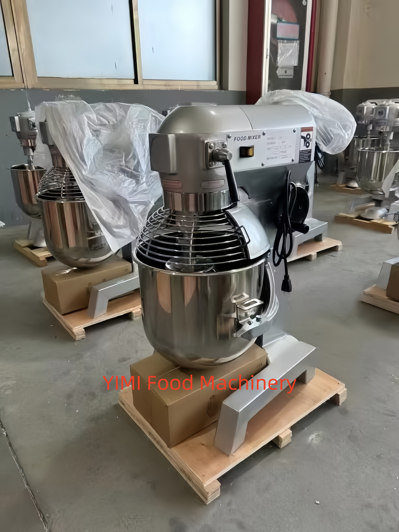 YM10L Commercial Food Mixer B10-B 3 In 1 Dough Mixer Egg Whisk Cream Blender For Bakery Restaurant CE Certified